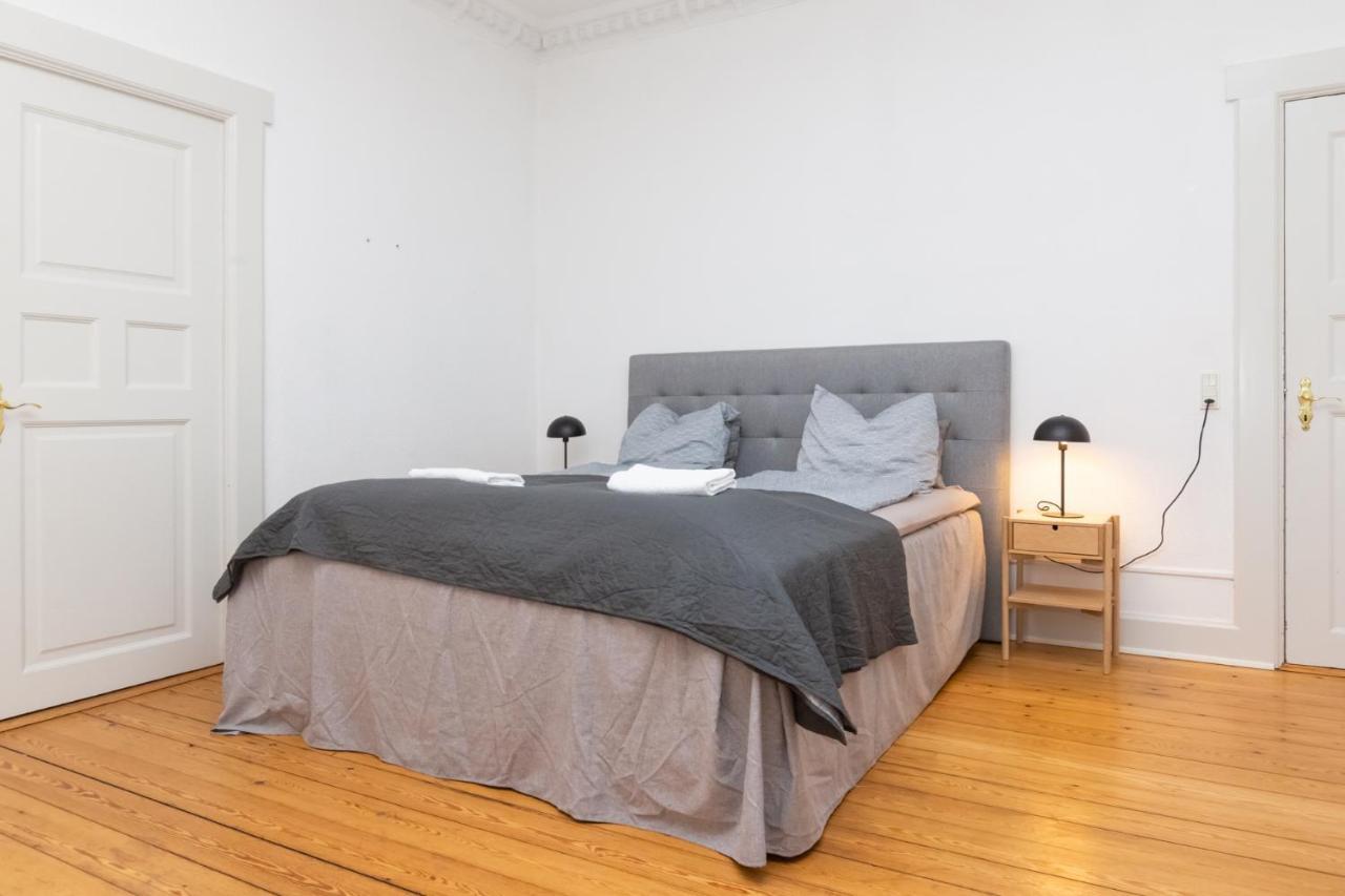 Arhus Bedst Placerede Lejlighed & Udsigt Ngoại thất bức ảnh